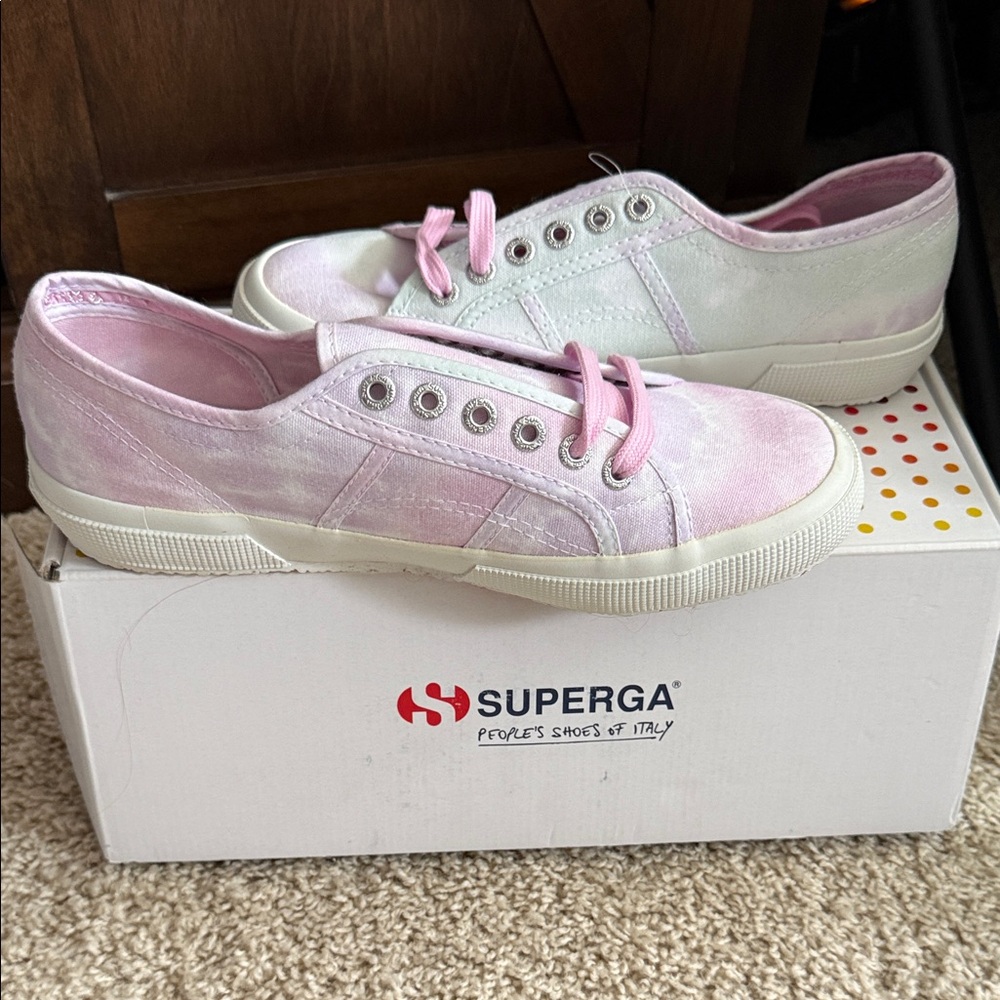 Superga Women's Pastel Pink Canvas Sneakers
